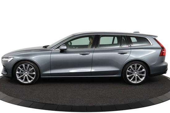 Volvo V60 T4 Momentum Pro