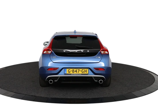 Volvo V40 T3 Aut-6 Polar+ Sport | Standkachel met timer | Panoramadak | Parkeercamera | Stoelverwarming | Keyless | Harman & Kardon |