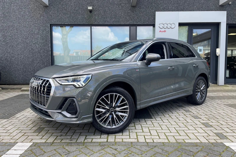 Audi Q3 45 TFSI e S edition