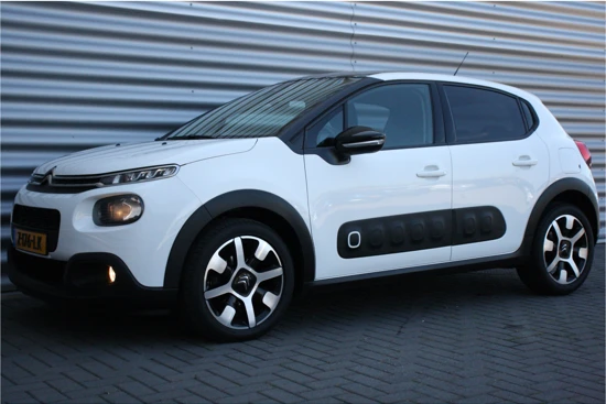 Citroën C3 1.2 PURETECH 110PK 5-DRS SHINE AUTOMAAT / NAVI / LEDER / CLIMA / LED / PDC / 16" LMV / CAMERA / BLUETOOTH / CRUISECONTROL / 1E E