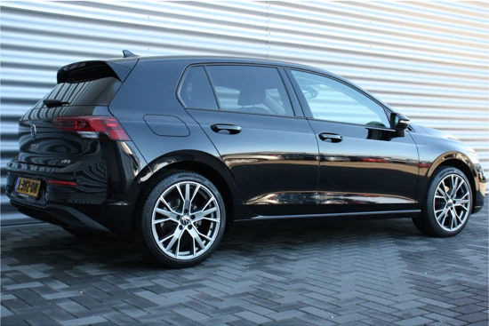 Volkswagen Golf 1.5 eTSI 150PK STYLE+ AUTOMAAT / NAVI / CLIMA / LED / PDC / CAMERA / 18" LMV / KEYLESS / ALCANTARA / WINTERPAKKET / ADAPT. CRUIS