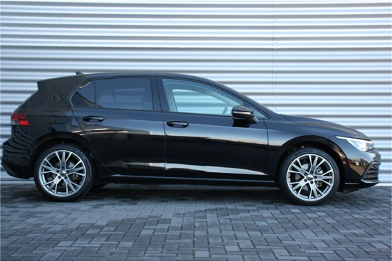 Volkswagen Golf 1.5 eTSI 150PK STYLE+ AUTOMAAT / NAVI / CLIMA / LED / PDC / CAMERA / 18" LMV / KEYLESS / ALCANTARA / WINTERPAKKET / ADAPT. CRUIS