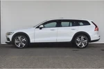 Volvo V60 Cross Country 2.0 B5 AWD PANO/LEDER/19INCH/HEAD UP/BOWERS&WILKINS/ELEKTR STOEL+GEHEUGEN