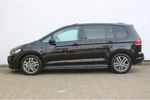 Volkswagen Touran 1.5 TSI 150PK DSG Aut. Highline Business R | 7 Persoons | Trekhaak | App-Connect | Camera | 17'' LMV