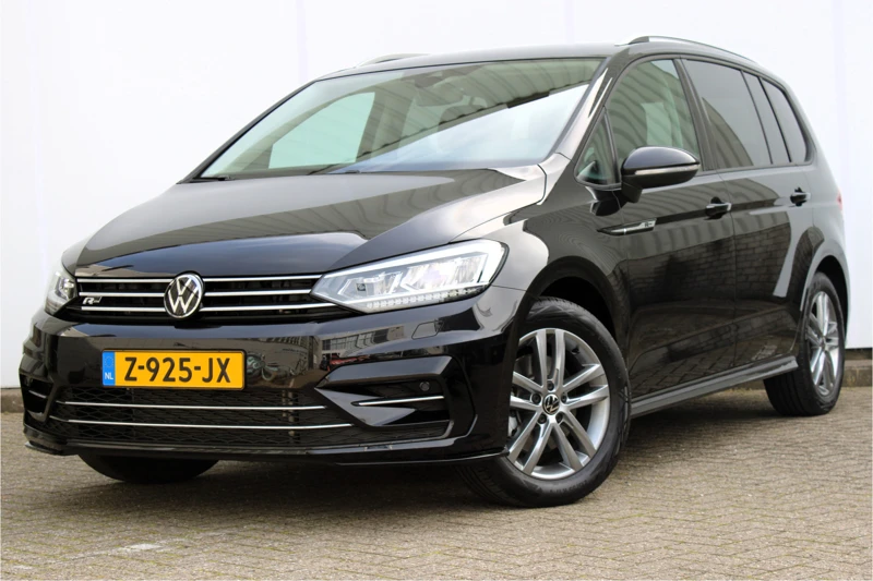 Volkswagen Touran 1.5 TSI 150PK DSG Aut. Highline Business R | 7 Persoons | Trekhaak | App-Connect | Camera | 17'' LMV