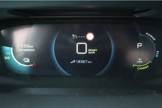 Peugeot e-2008 Allure Pack 50 kWh | Navi | Camera | Climate & Cruise C. | Half-Leder | AppleCarPlay