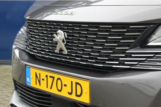 Peugeot 3008 1.6 HYbrid 225PK Allure | CAM | Keyless | LED | AppleCarPlay | Dode hoek det. |