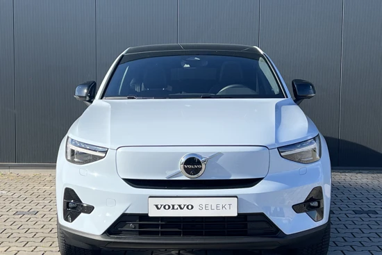 Volvo C40 Extended Range Ultimate | Direct Leverbaar | Van €65.960 naar €61.940 | Panorama Dak | LED Matrix Koplampen | 20 Inch | Harman/K