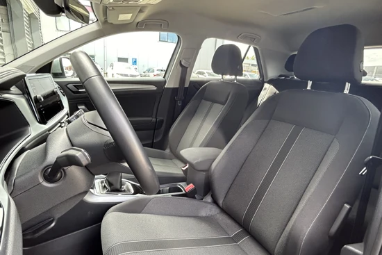 Volkswagen T-Roc 1.0 TSI 110 pk Life 75 Edition | Achteruitrijcamera | Navigatie by app | Cruise control adaptief |