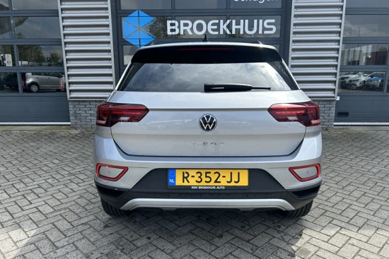 Volkswagen T-Roc 1.0 TSI 110 pk Life 75 Edition | Achteruitrijcamera | Navigatie by app | Cruise control adaptief |