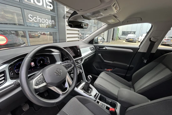 Volkswagen T-Roc 1.0 TSI 110 pk Life 75 Edition | Achteruitrijcamera | Navigatie by app | Cruise control adaptief |