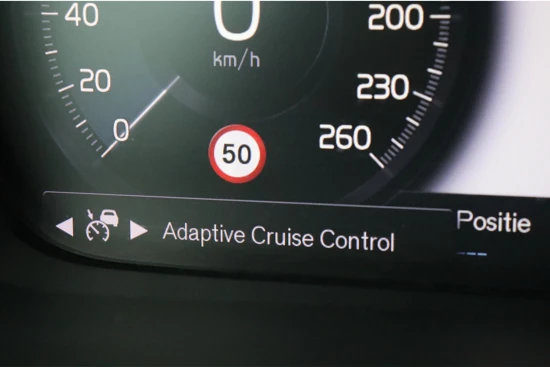 Volvo XC40 T5 Recharge Inscription | Trekhaak | Adaptieve Cruise Control | Pilot Assist | BLIS Dode Hoek Detectie | Parkeercamera | Parkeer