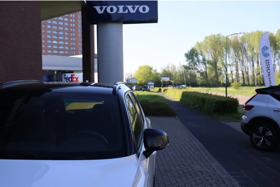 Volvo XC40 T5 Recharge R-Design | Elektrische bestuurdersstoel met geheugen | Stoel en Stuurwielverwarming | Adaptieve Cruise Control | Pil