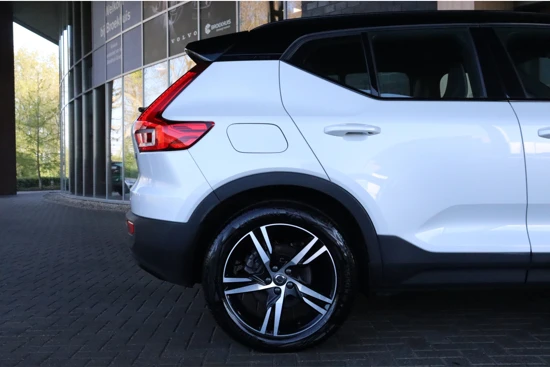 Volvo XC40 T5 Recharge R-Design | Elektrische bestuurdersstoel met geheugen | Stoel en Stuurwielverwarming | Adaptieve Cruise Control | Pil