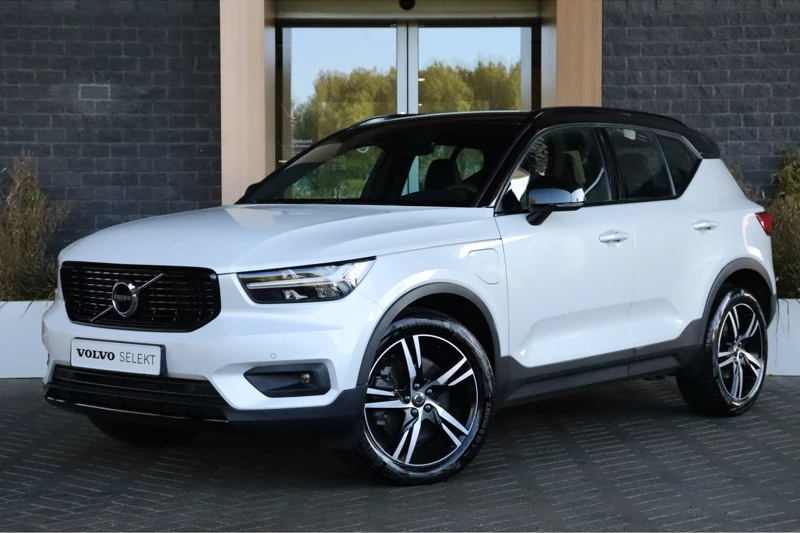 Volvo XC40 T5 Recharge R-Design | Elektrische bestuurdersstoel met geheugen | Stoel en Stuurwielverwarming | Adaptieve Cruise Control | Pil