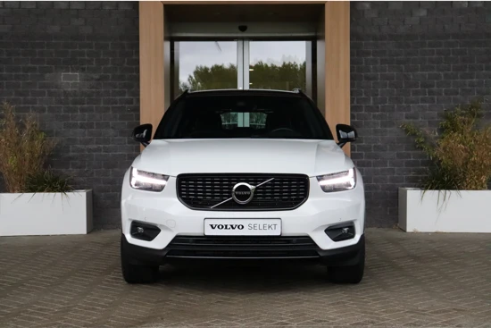 Volvo XC40 T5 Recharge R-Design | Trekhaak | Elektrische bestuurdersstoel met geheugen | Stoel en Stuurwielverwarming | Adaptieve Cruise Co