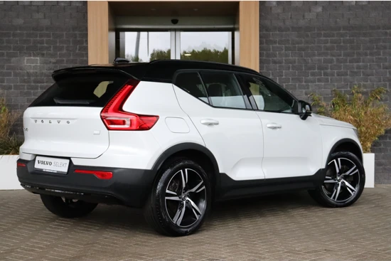 Volvo XC40 T5 Recharge R-Design | Trekhaak | Elektrische bestuurdersstoel met geheugen | Stoel en Stuurwielverwarming | Adaptieve Cruise Co