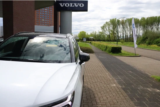 Volvo XC40 T5 Recharge R-Design | Trekhaak | Elektrische bestuurdersstoel met geheugen | Stoel en Stuurwielverwarming | Adaptieve Cruise Co