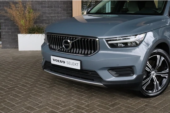 Volvo XC40 T4 Recharge Inscription | Parkeercamera | Lederen Bekleding | 19 Inch | Keyless Drive | Cruise Control | Parkeersensoren voor+ac