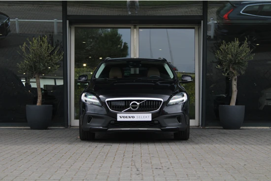 Volvo V40 Cross CountryT3 Polar+ Luxury | Adaptive Cruise | Leder | Getint Glas | Harman Kardon | Camera | Stoel & Stuurverwarming