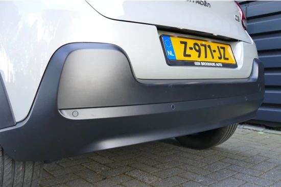 Citroën C3 1.2 PURETECH 82PK SHINE 5-DRS / NAVI / LED / CLIMA / PDC / 16"LMV / WINTERPAKKET / BLUETOOTH / CRUISECONTROL / 1E EIGENAAR / NIE