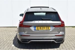 Volvo V60 T8 Twin Engine AWD R-Design #Panorama #Head-Up #Leder