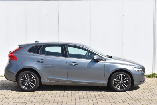 Volvo V40 T2 Polar+ #Stoelverw. #LED #DealerOnderhouden!