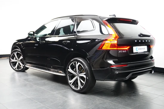 Volvo XC60 Recharge T6 AWD Plus Dark #Treeplanken #Leder #Trekhaak