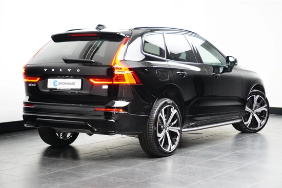 Volvo XC60 Recharge T6 AWD Plus Dark #Treeplanken #Leder #Trekhaak