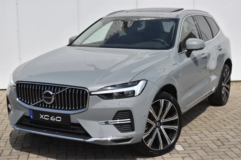 Volvo XC60 Recharge T6 AWD Plus Bright #Stoelkoeling #20'' #HarmanKardon