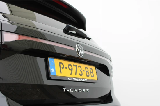 Volkswagen T-Cross Style 1.0 TSI 110 pk DSG | Navigatie | PDC v+a | 17"Lmv | Adaptive Cruise Control