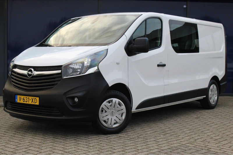 Opel Vivaro 1.6 CDTI L2H1 Dubbel C. Edition | Trekhaak | NAV | Camera | Betimmering | Carbolt | Bluetooth