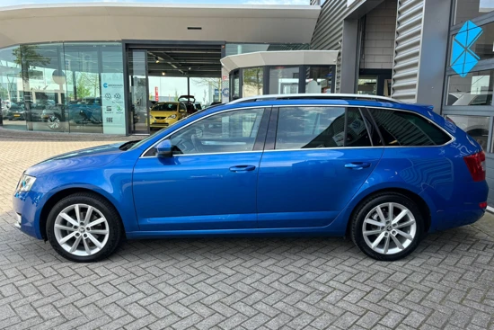 Škoda Octavia Combi 1.0 TSI 110 pk Ambition Business| Trekhaak | Navigatie | Elektrisch glazen panorama-dak | Parkeersensoren |