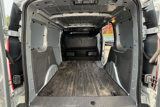 Ford Transit Connect 1.5 AUTOMAAT | NL-AUTO! | DEALER ONDERHOUDEN! | PARKSENS V+A | CRUISE | ALL-SEASON BANDEN | SCHUIFDEUR | VOORRUITVERWARMING | LM