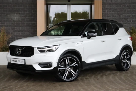 Volvo XC40 T5 Recharge R-Design | Vol! | 360° Camera | Schuifdak | Harman Kardon | Stoel en Stuurwielverwarming | Full LED Meesturende kopl