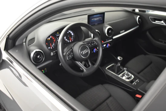 Audi A3 Sportback 1.0 TFSI Design Pro Line Plus 116pk | Cruise control | Navigatie | Parkeersensoren achter | Led koplampen | Stoelverwa