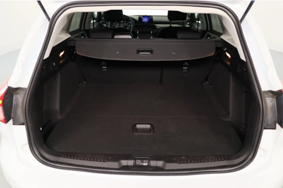 Ford FOCUS Wagon 1.0 EcoBoost Titanium Business | 1e Eigenaar! | LED | Winterpack | AGR | Trekhaak | Navi | Clima | Parkeersensoren | keyless | C
