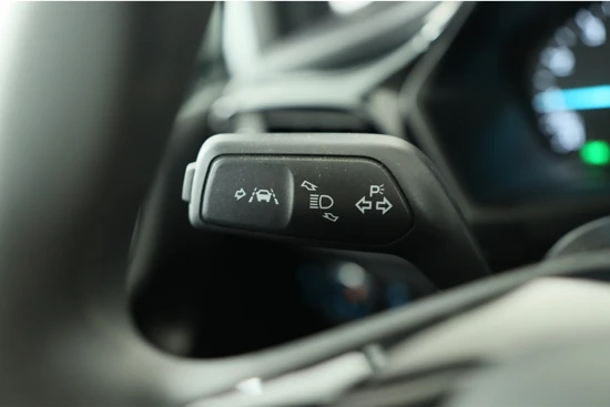 Ford Fiesta 1.1 Trend | Dealer Onderhouden! | Navi | Airco | Keyless | Cruise Control | Parkeersensoren | Lichtmetalen Velgen