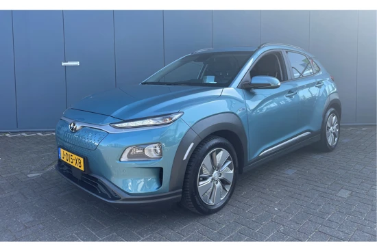 Hyundai KONA EV Premium Sky 204pk 64 kWh | Leder | Schuifdak | Stoelventilatie | Trekhaak | Adaptive cruise controle | Camera