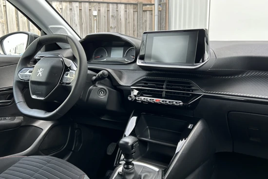 Peugeot 208 208 1.2 100pk 6-bak Active Pack | Apple Carplay/Android Auto | Navi By App | Airco | DAB+ radio | Parkeersensoren achter | Cruis