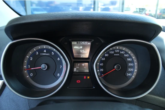 Hyundai i30 1.6 GDI i-Motion Plus | Achteruitrijcamera | Cruise control | Clima tronic |