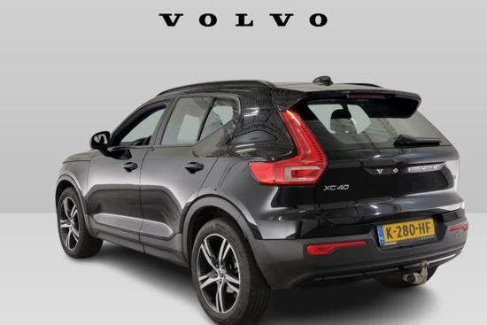 Volvo XC40 T3 R-Design #BlackEdition #Leder #Trekhaak #Intellisafe #Camera