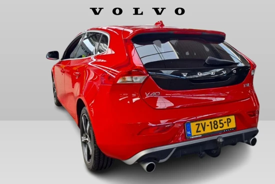 Volvo V40 T3 R-Design #Röd #Camera #DAB+ #VolvoSelekt #HarmanKardon