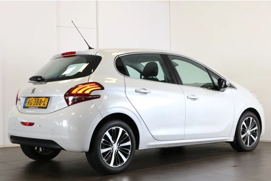 Peugeot 208 1.2 PureTech 110PK Allure