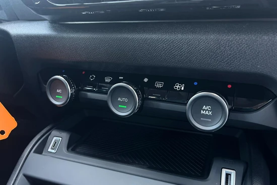 Citroën Ë-C4 You 50 kWh | Cruise Control | Camera | PDC achter | Climate Control | Carplay