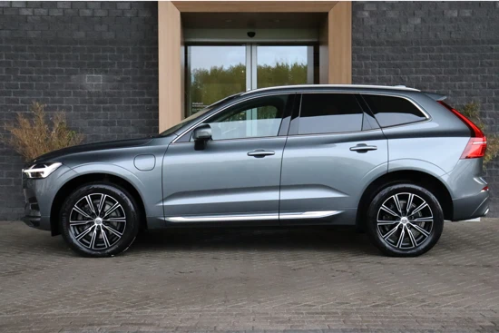 Volvo XC60 T6 AWD Recharge Inscription | Bowers & Wilkins | Luchtvering | Trekhaak | Stoelventilatie | Stoelmassage | Full LED Meesturende