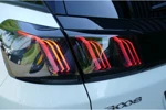 Peugeot 3008 1.6 HYBRID 180PK ALLURE PACK AUTOMAAT / NAVI / LED / CLIMA / PDC / CAMERA / 17"LMV / PARELMOER / WINTERPAKKET / BLUETOOTH / CRUI