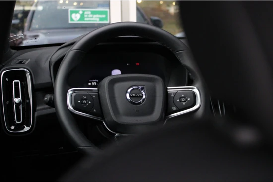 Volvo C40 Recharge Ultimate | Pixel Led | Harman Kardon | Adaptive Cruise Getint Glas | 360° Camera | 20 Inch