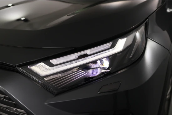 Toyota RAV4 2.5 Hybrid AWD Executive | Navi By App | Memory Zetels | Clima | Stoel/Stuur Verwarming | Keyless | Camera | BLIS | 18'' Lichtme