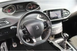 Peugeot 308 Road Trip 1.2 130 PK | Camera | Alcantara Leder | Adapt. Cruise | Navi | Xenon |